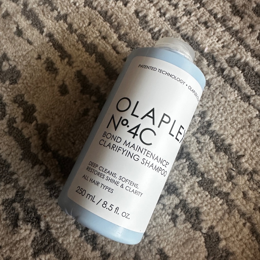 OLAPLEX Bond Maintenance Shampoo